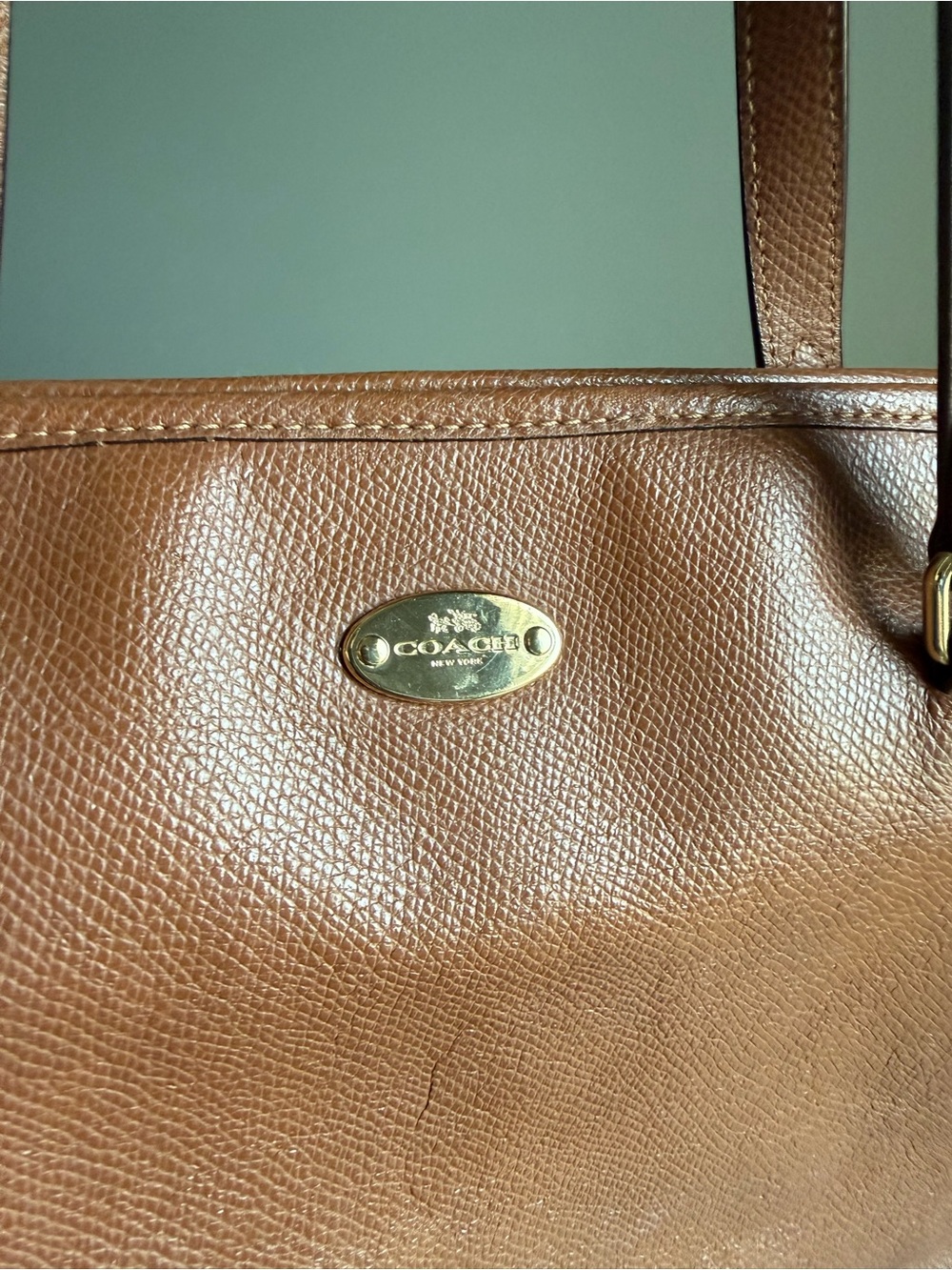 Coach Tan Pebble Leather Tote with Gold Hardware - Picture 3 of 13